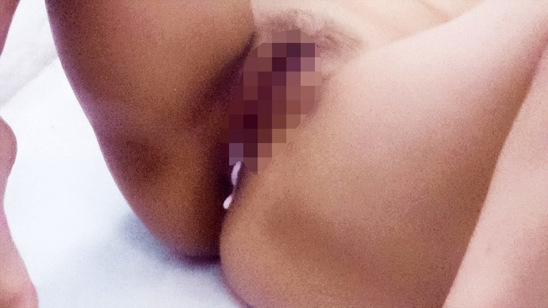 マジックミラー便 特別出張企画!「再婚してできた元高校教師の巨尻のお義母さんに筆おろししてもらいたい!」義母に恋をする童貞息子の想いをAV制作会社が完全バックアップ!!お父さん(=旦那)の目の前で息子が義理の母を寝取って生中出し! 画像6