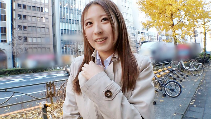 素人街中ナンパAV 1発10万円の中出しセックスぶらり旅 出勤途中の美人OLさん、今から仕事をサボって温泉行きませんか?《新宿→石和温泉》 画像1