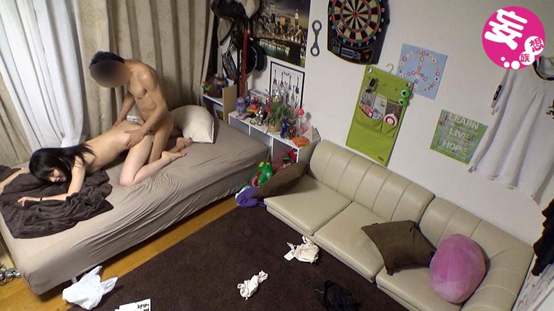 イケメンが熟女を部屋に連れ込んでSEXに持ち込む様子を盗撮したDVD。68～強引にそのまま中出ししちゃいました～ 画像3