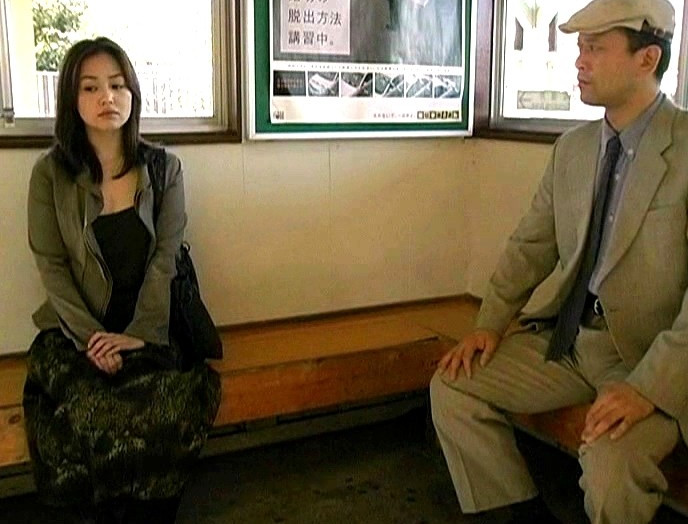 情事 メス犬になれる妻たち/亭主の前では言えぬ淫語連発 画像3