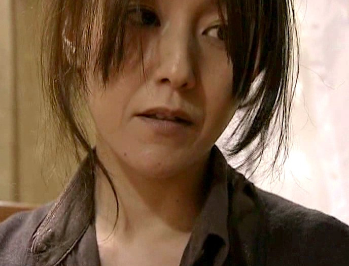 ヘンリー塚本の恥美小説 爺様が金の力で嫁を抱く/自首前夜 6回目のファック/懐中電灯で照らす兄嫁の局部 画像6