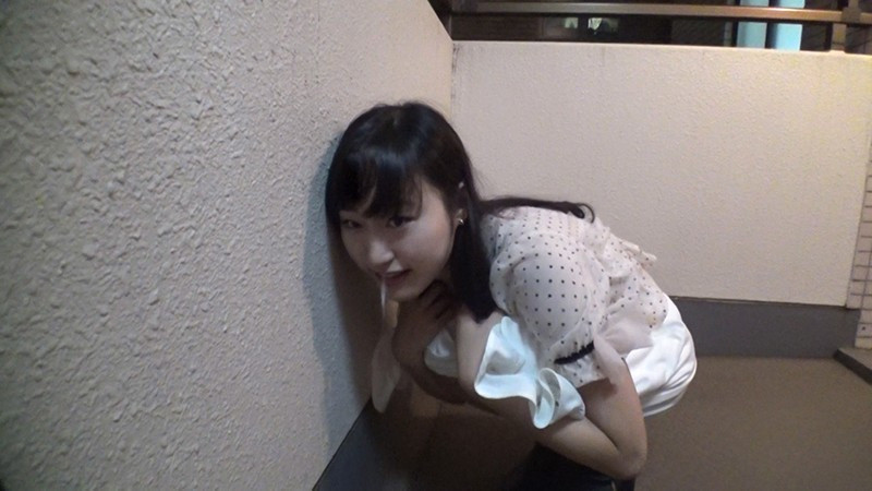 どこでもフェラ!38人の素人娘の露出フェラ 5時間 画像15