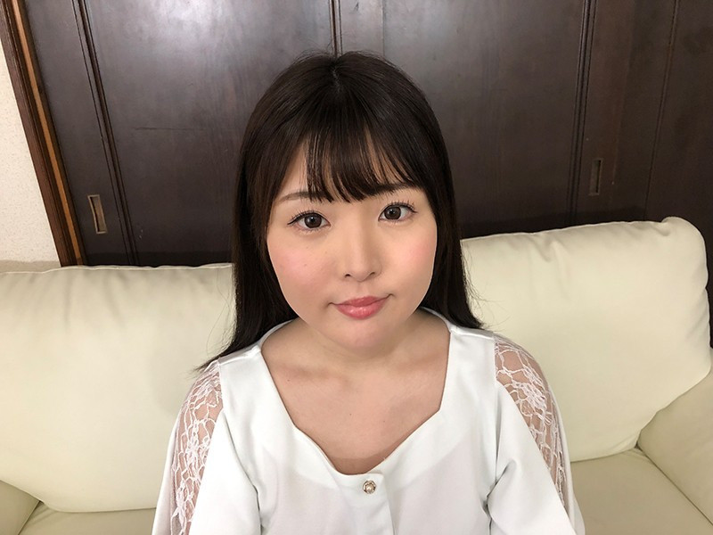 素人娘の全裸図鑑10 今時の女の子13名が恥らいながら脱衣していく様子をじっくり撮影した、変態紳士のためのヘアヌードコレクション 画像6