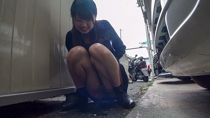 どこでもおしっこ!素人娘の大放尿40人 スロー再生でじっくり鑑賞できるマニア向け映像3 画像12
