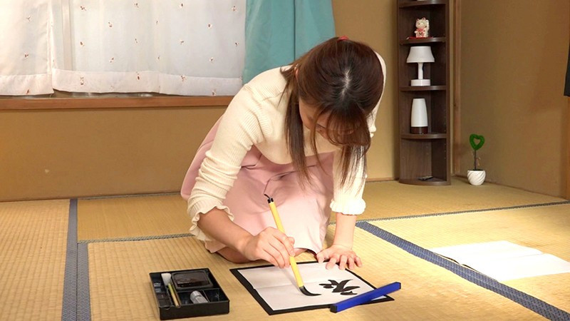 由緒正しき家柄の清楚お嬢様は妄想1000人斬りのムッツリ美少女 華子 電撃AV出演 画像2