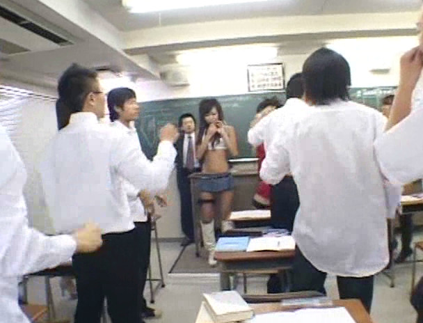 乱入!騎乗位痴女ダンサーズ! 画像15