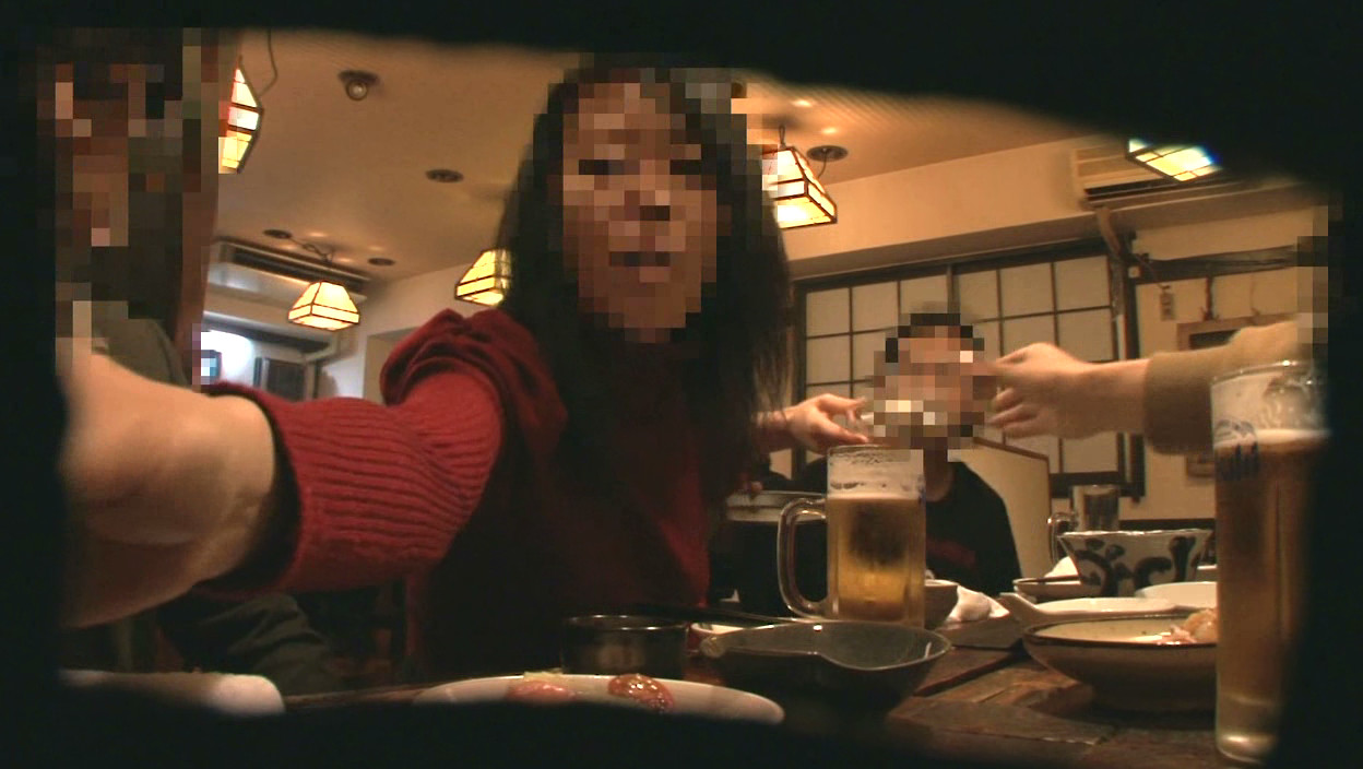 赤坂に数百件ある料亭や小料理屋の中で一際輝いていた美人で気品高く凛としたFcup美乳若女将がAVデビュー! 前田里美 画像1