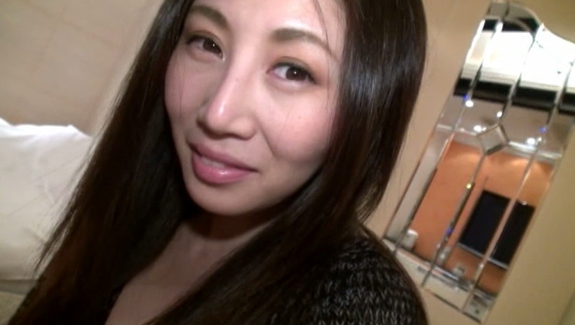 平凡な奥さん(真面目な奥さんが緊張の初浮気) 画像4