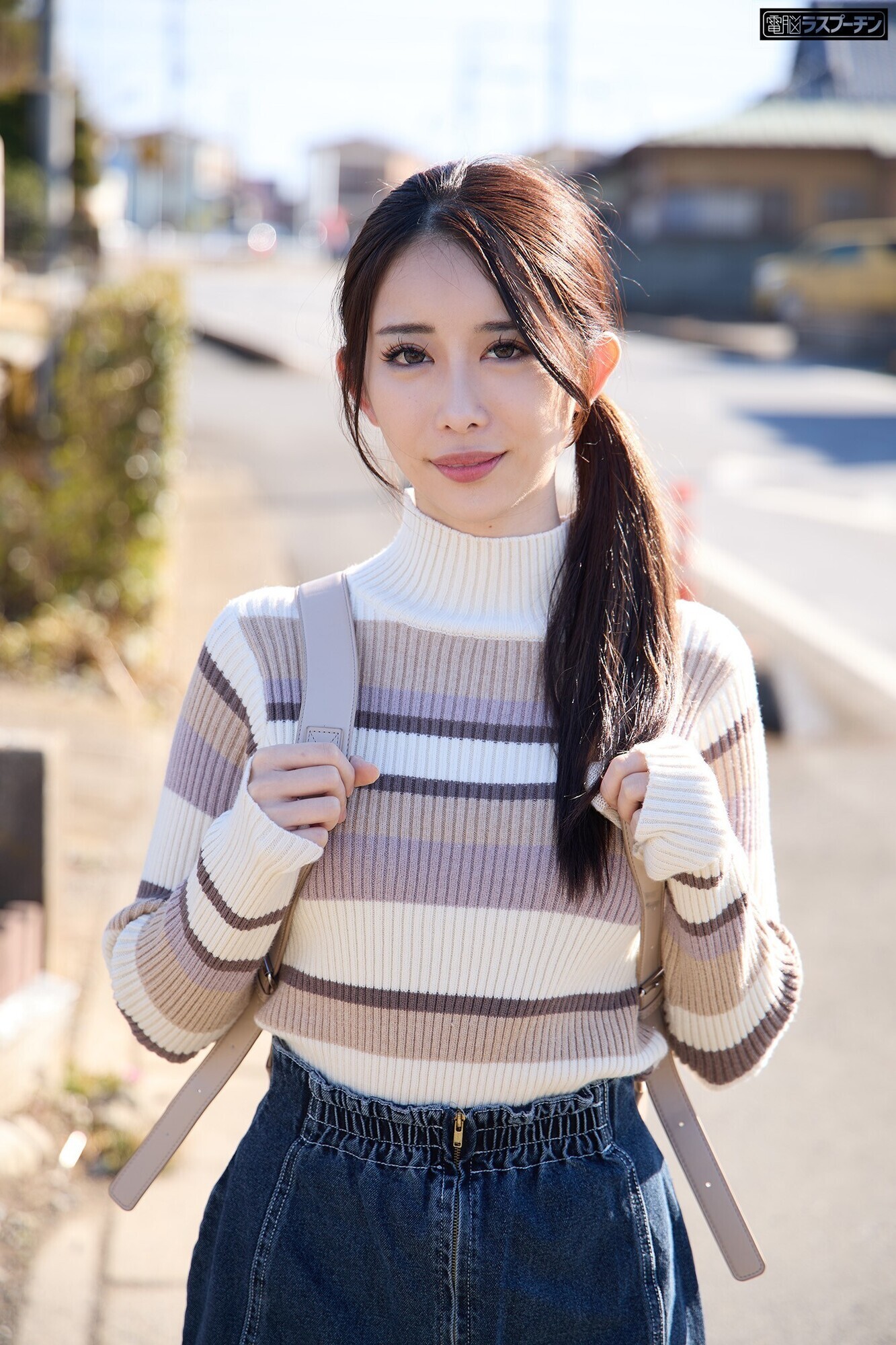 優しくて可愛い保母さん限定!マジックミラー号乳首カラオケ 乳首いじられながら1曲歌いきったら賞金GET!感じちゃったらHな罰ゲーム! 画像8