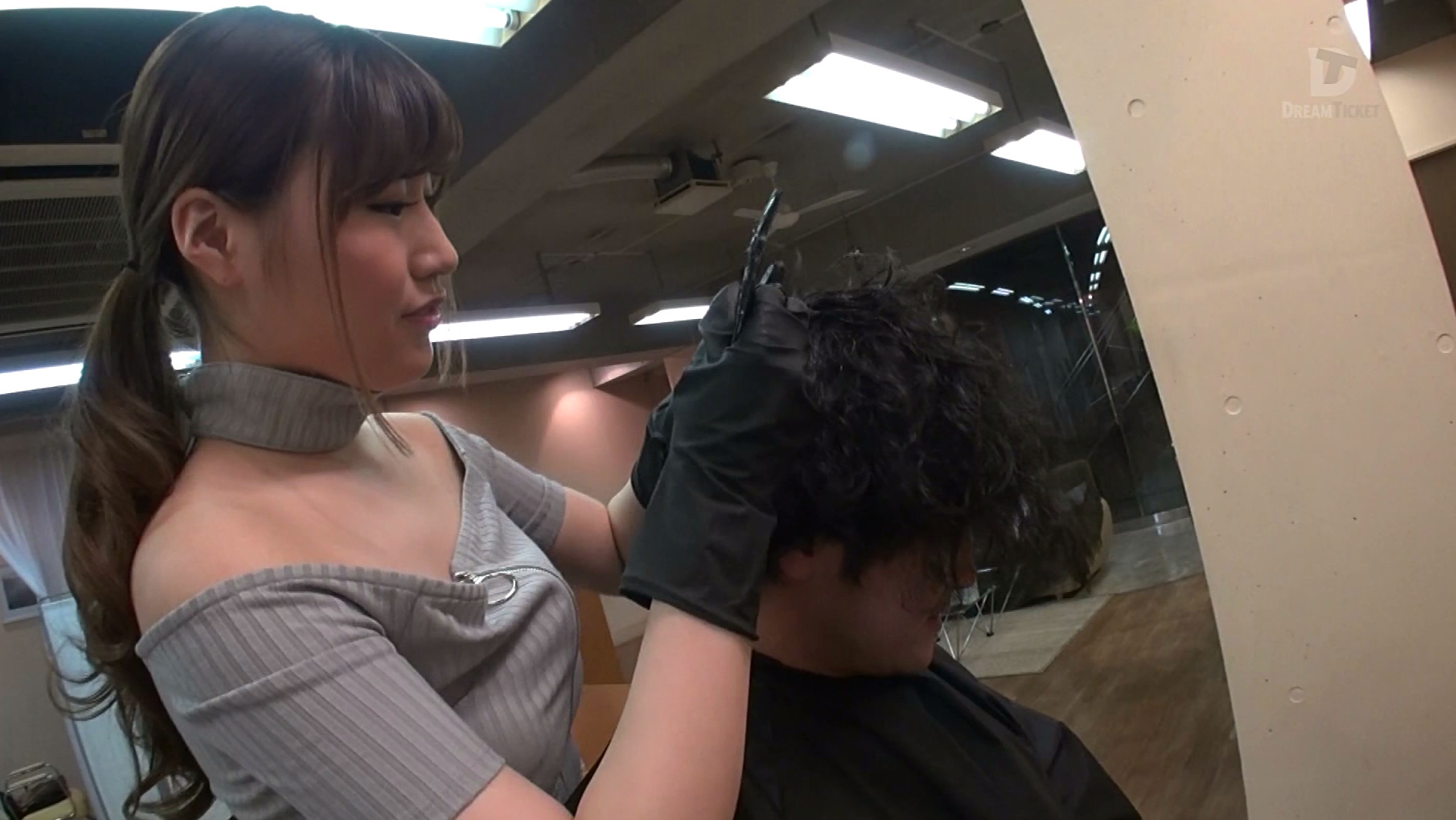 誘惑美容室 舞島あかり 画像12