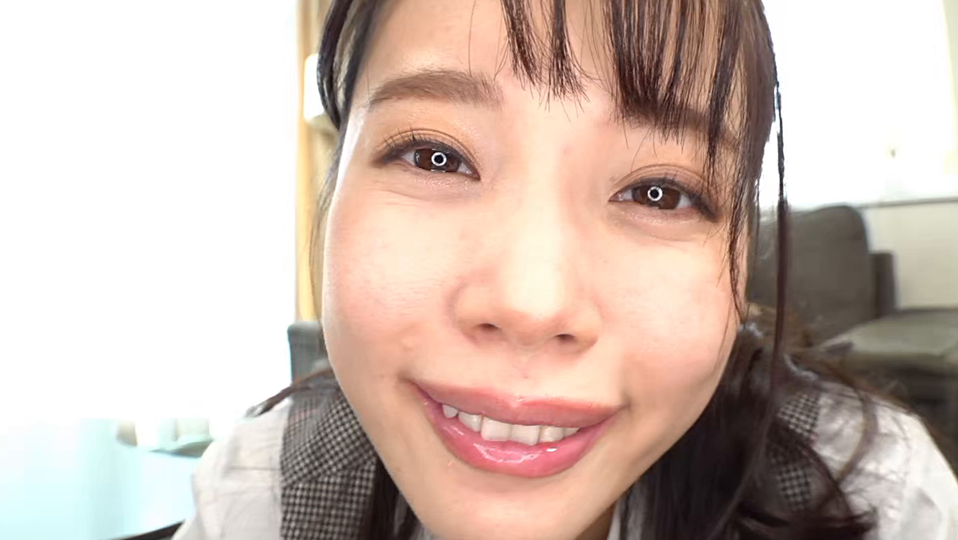 働く美女と淫口 広仲みなみ 画像4