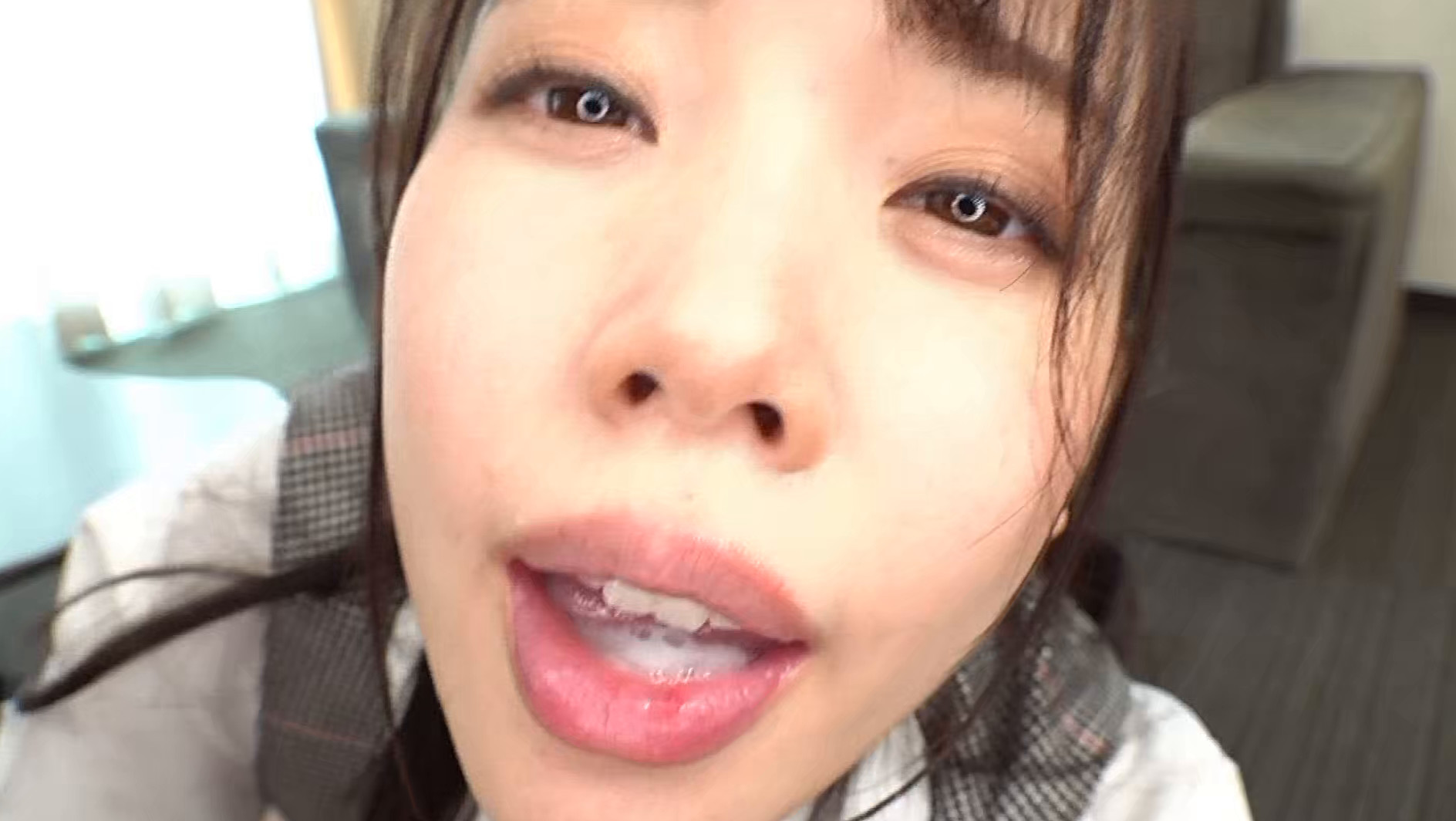 働く美女と淫口 広仲みなみ 画像9