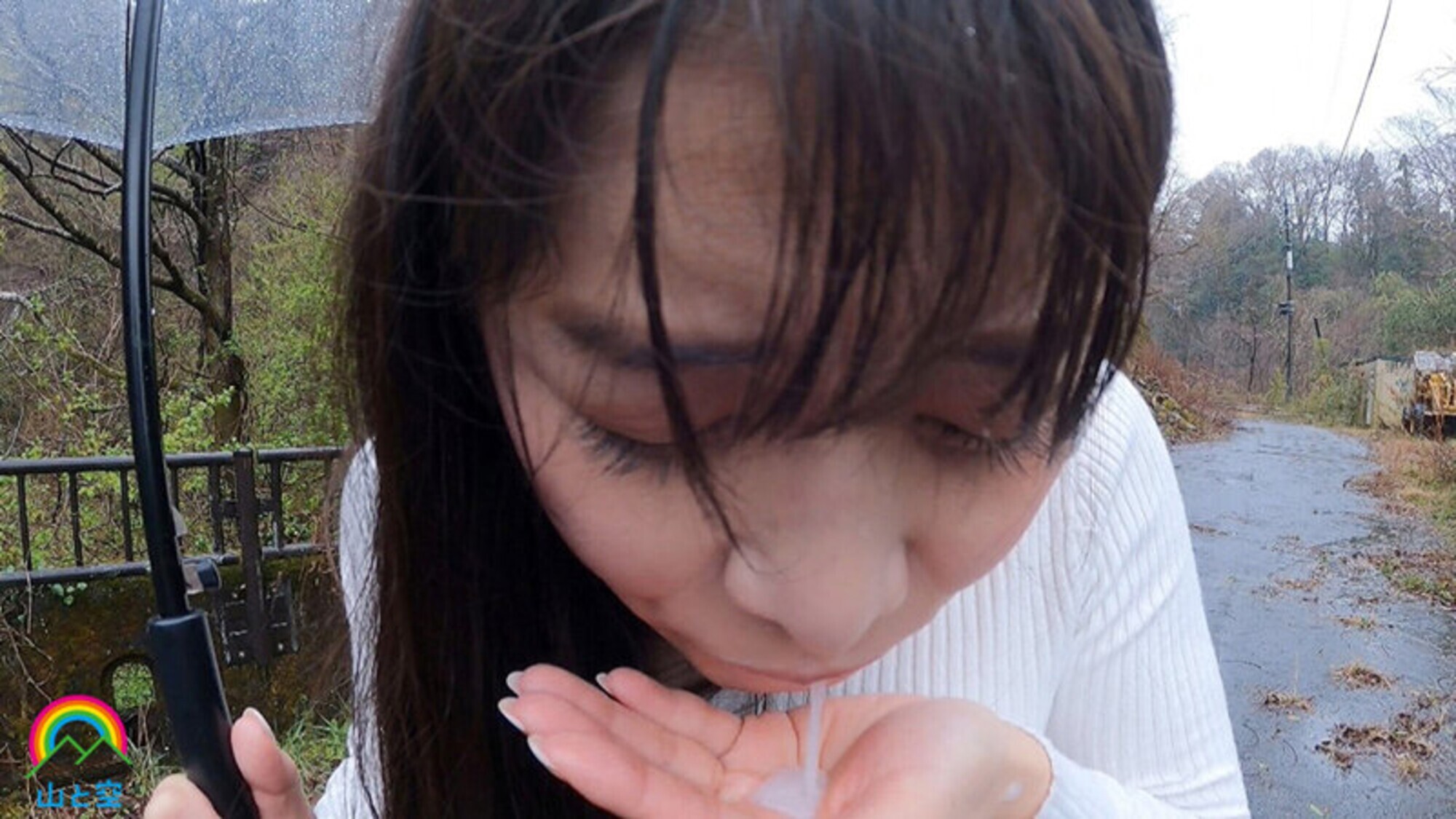 羞恥露出も潮吹きも大好きな人妻を旅先で寝取りました。 野咲美桜 画像10