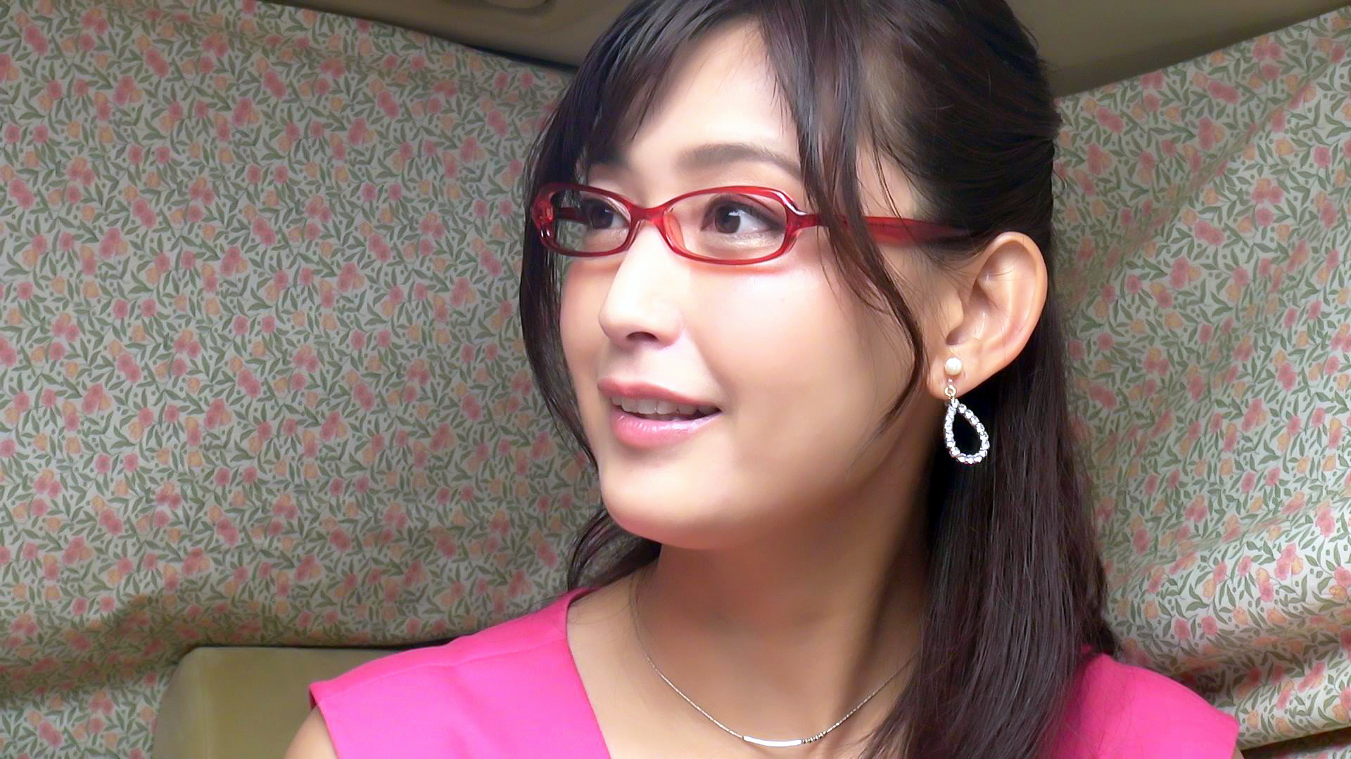 塔子さん 38歳 眼鏡がお似合いの奥さま 【セレブ奥さま】 画像1