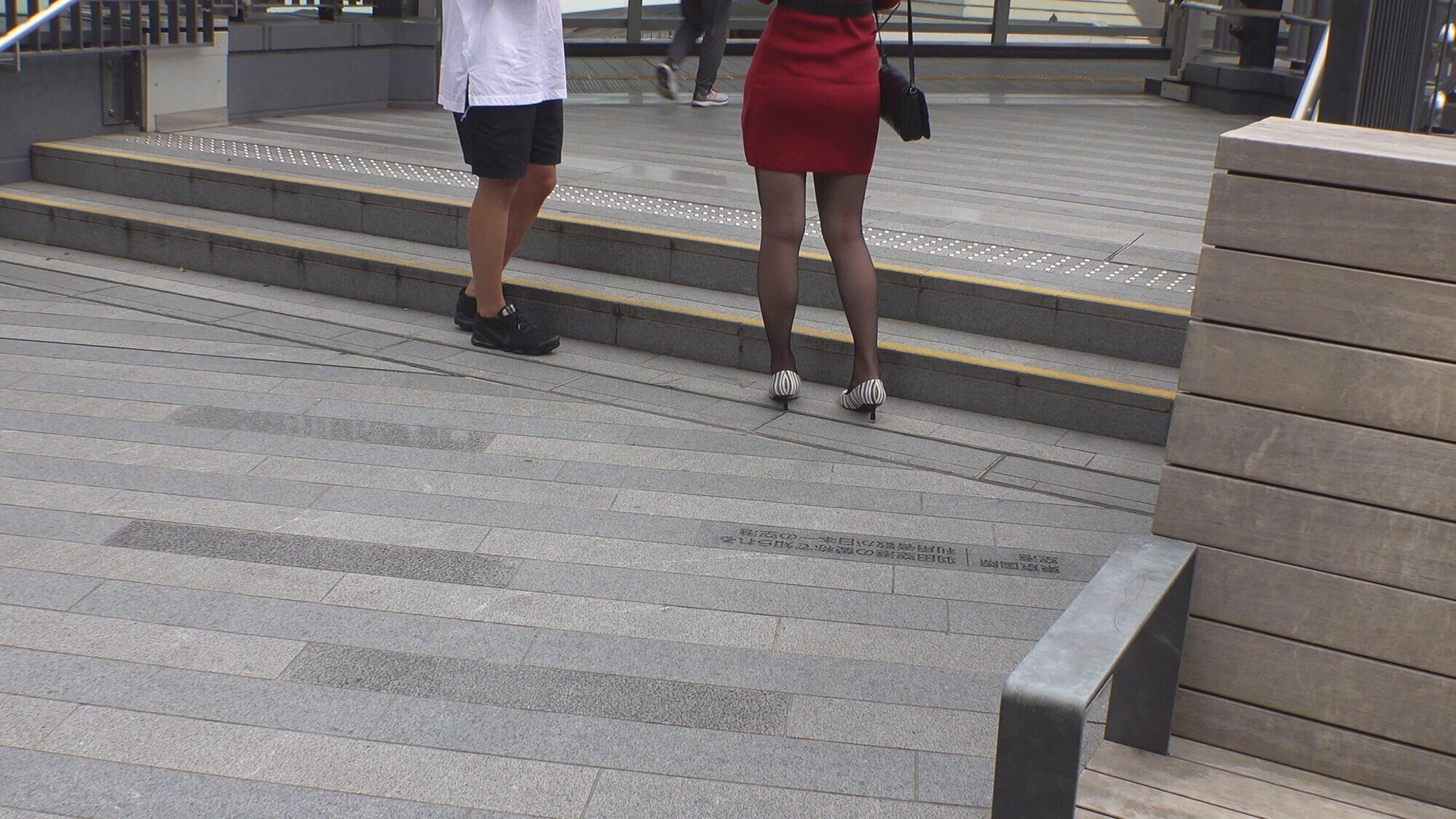 散々恥じらっていたのにハメたらほぼほぼ痴女みたいなセレブ妻 画像1
