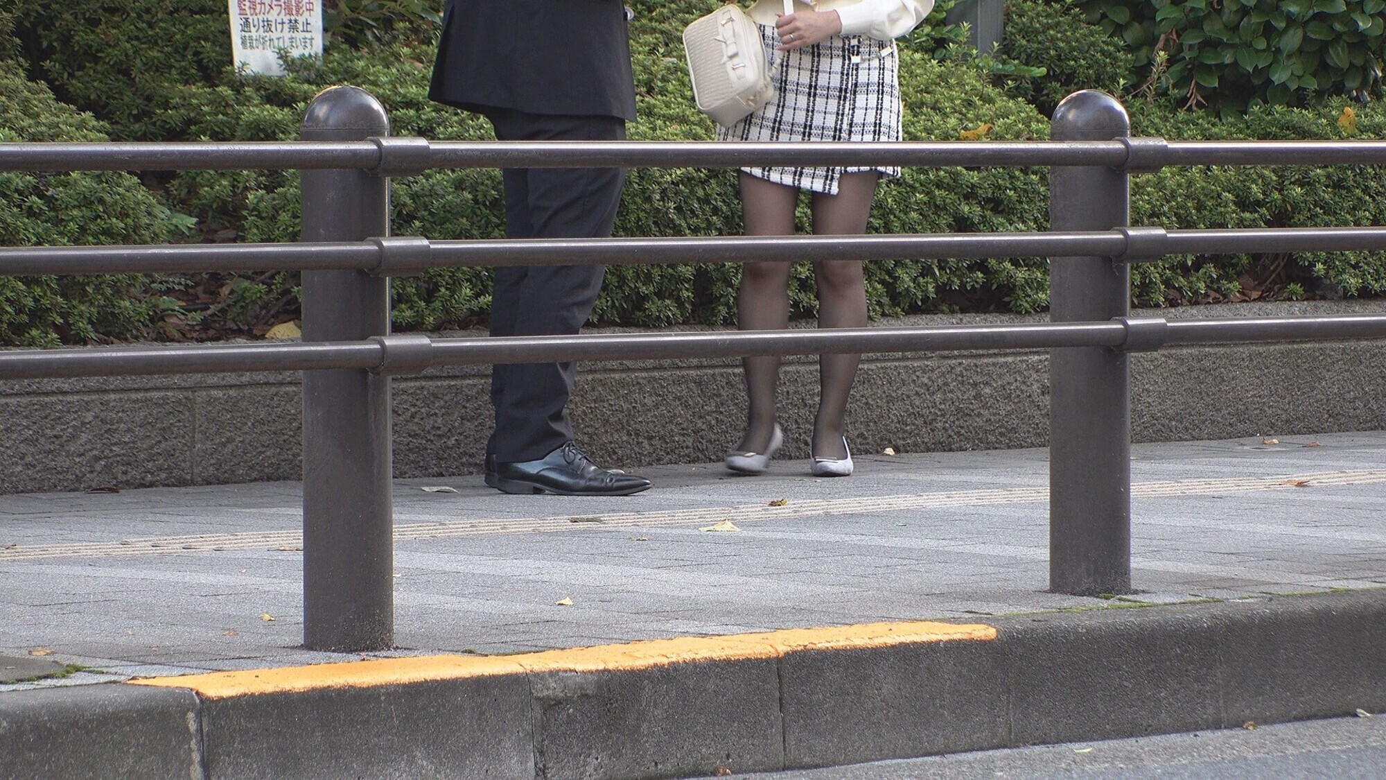高感度早漏マ〇コのムチムチ巨乳人妻しか勝たん動画! 画像1