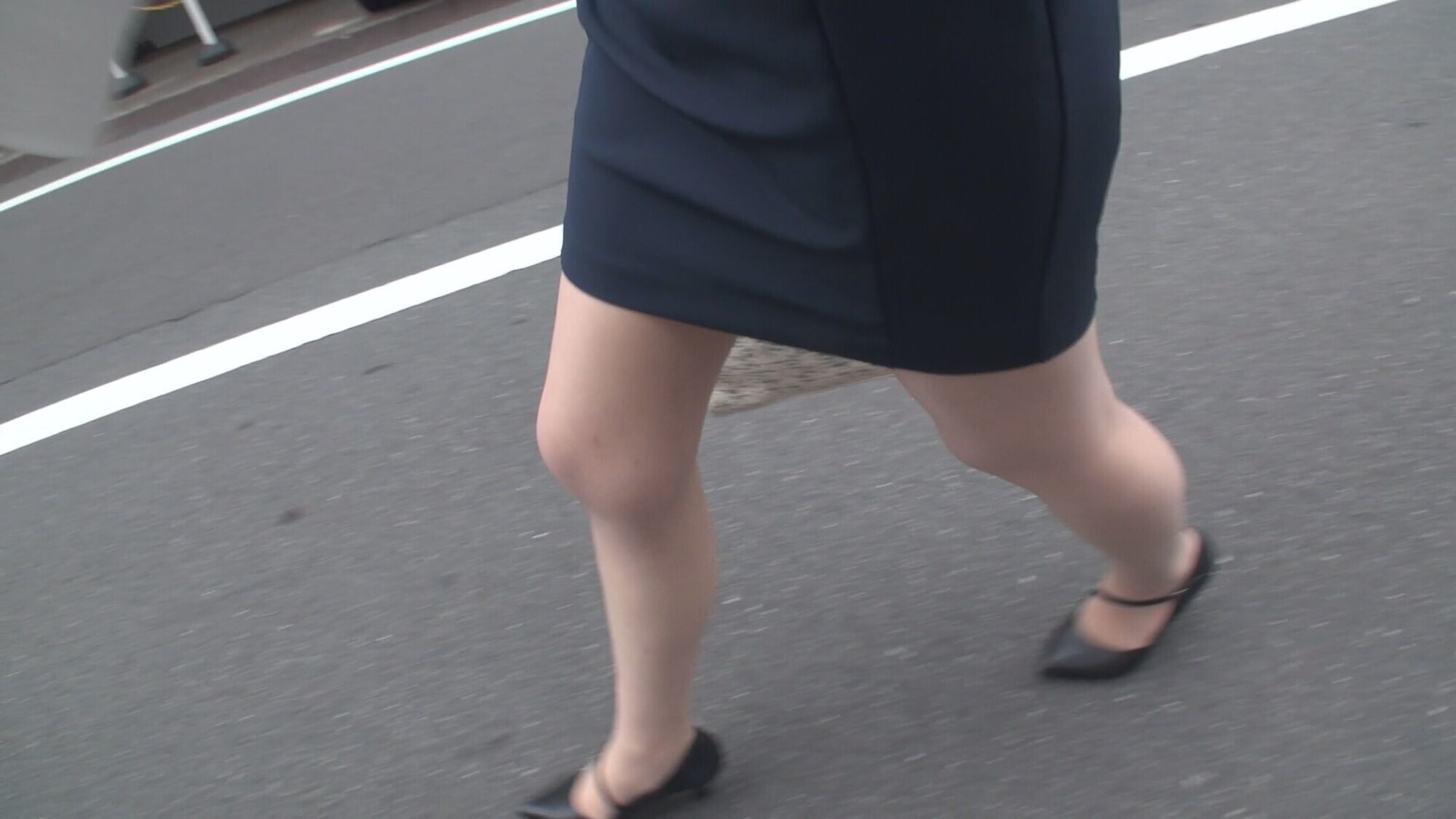 嫌がってるくせにイキまくる!ムッツリスケベ美容部員32歳 画像1