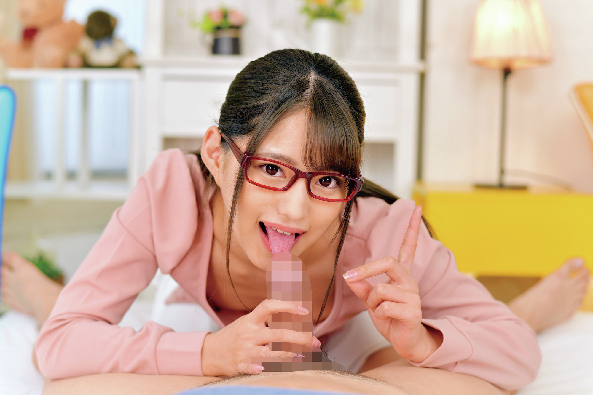 【妄想主観】乳首チラリノーブラ家庭教師 渚みつき 画像1