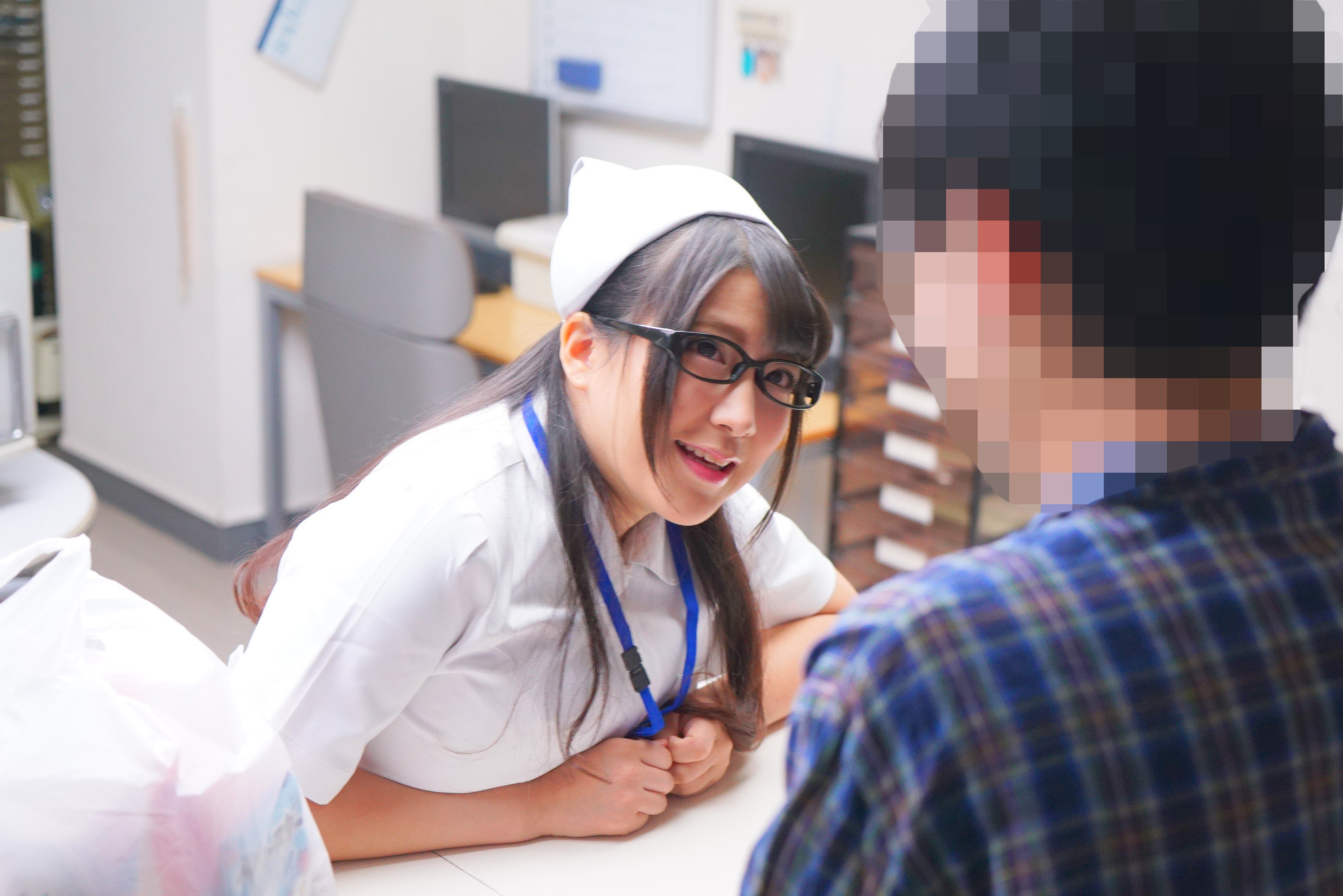 爆乳パイズリ看護師 真央さん 28歳 画像1