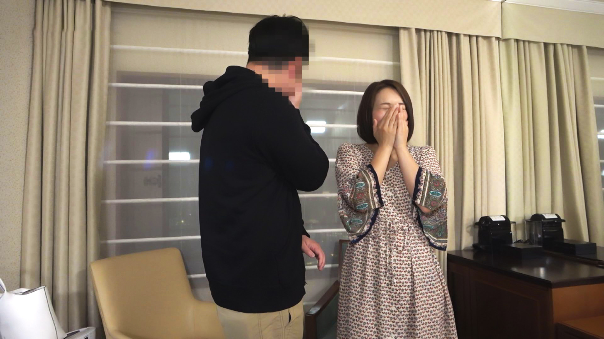 街ゆく一般男女を理由をつけて2人きりに・・・キスから恋は芽生える? りさちゃん&としやさん編 画像3