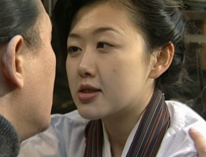 不倫に狂う妻 情事の味は火の接吻 画像13