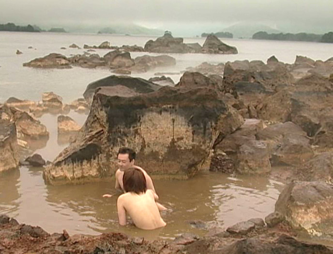 不倫の楽園 野外SEX 画像18