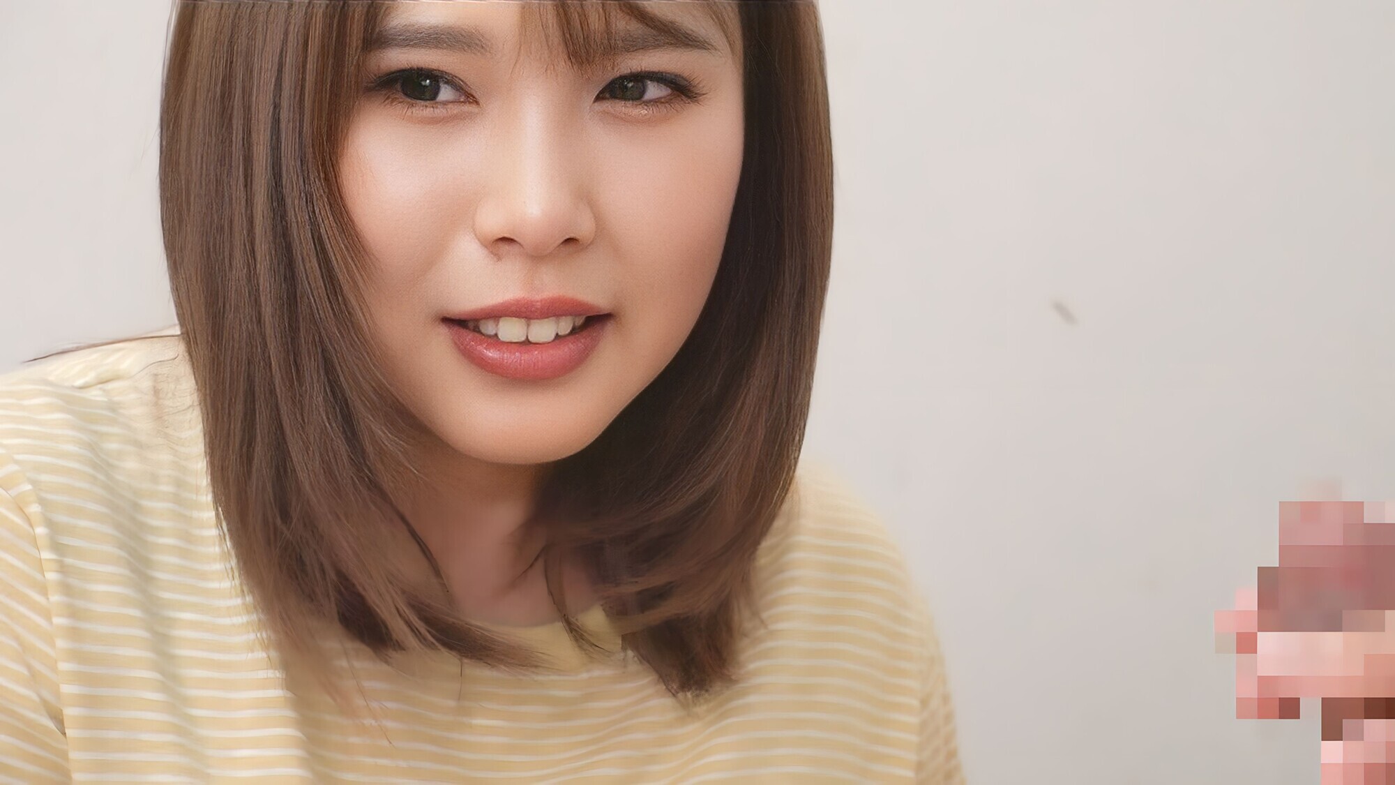 「ボクのおチ〇チン触ってもらえませんか?」素人の女の子に手コキからフェラまでしてもらってスッキリ大量射精! 04 画像8