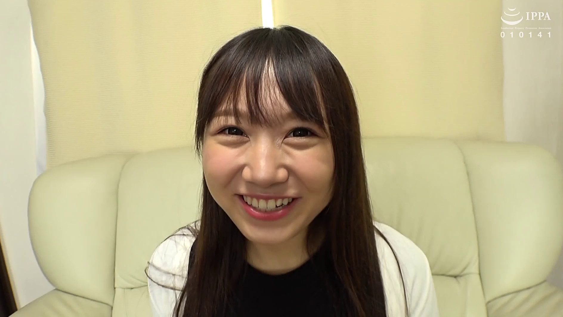 思わず勃起してしまうもろパン美少女 みりな
