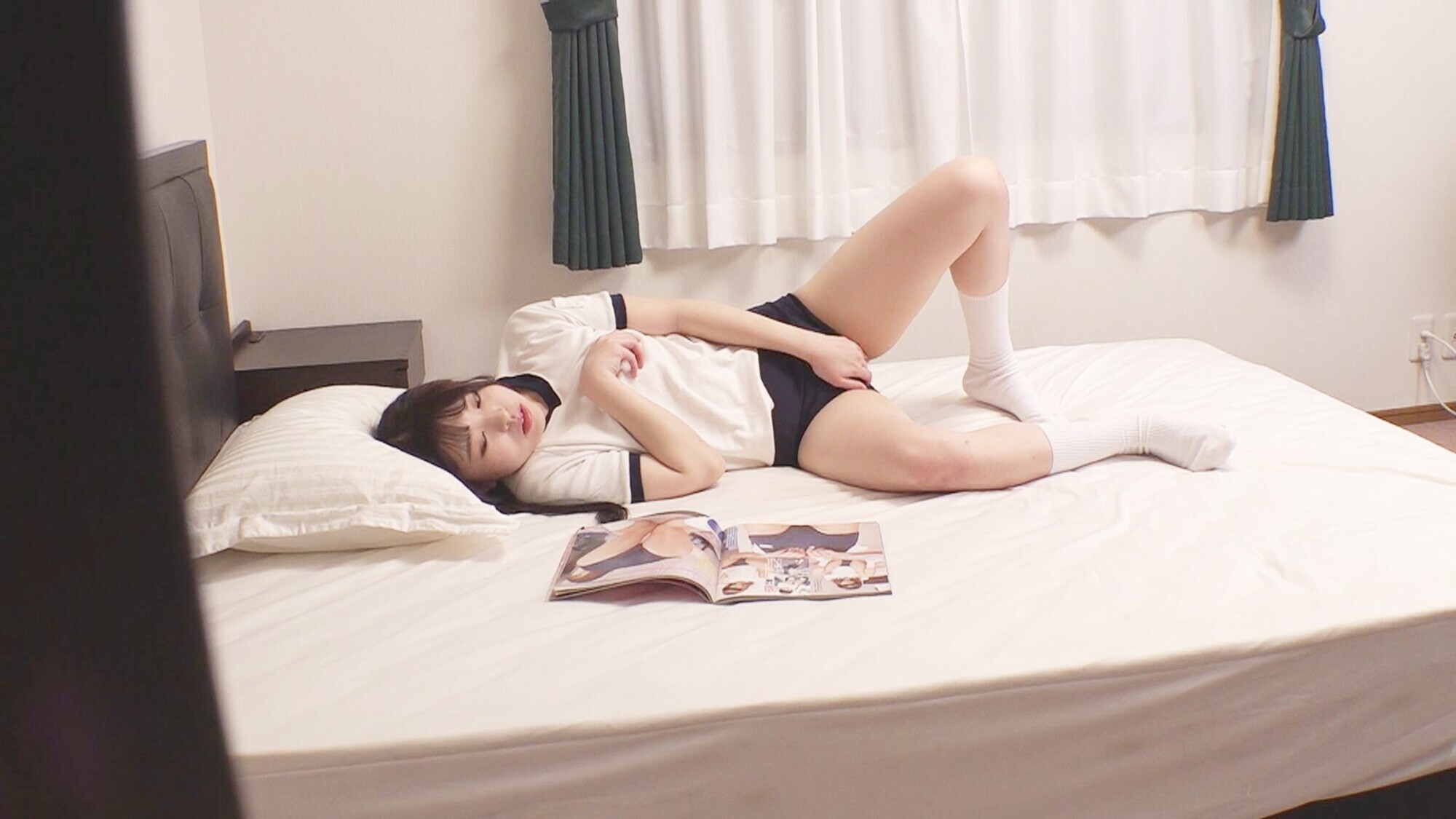 ブルマ！ブルマ！ブルマ！ブルマニアの僕の家にブルマを知らない従妹が1週間滞在する事に！当然部屋着はブルマで毎日生ブルマ鑑賞！ブルマをずらして禁断の近親相姦ブルマSEXまで！