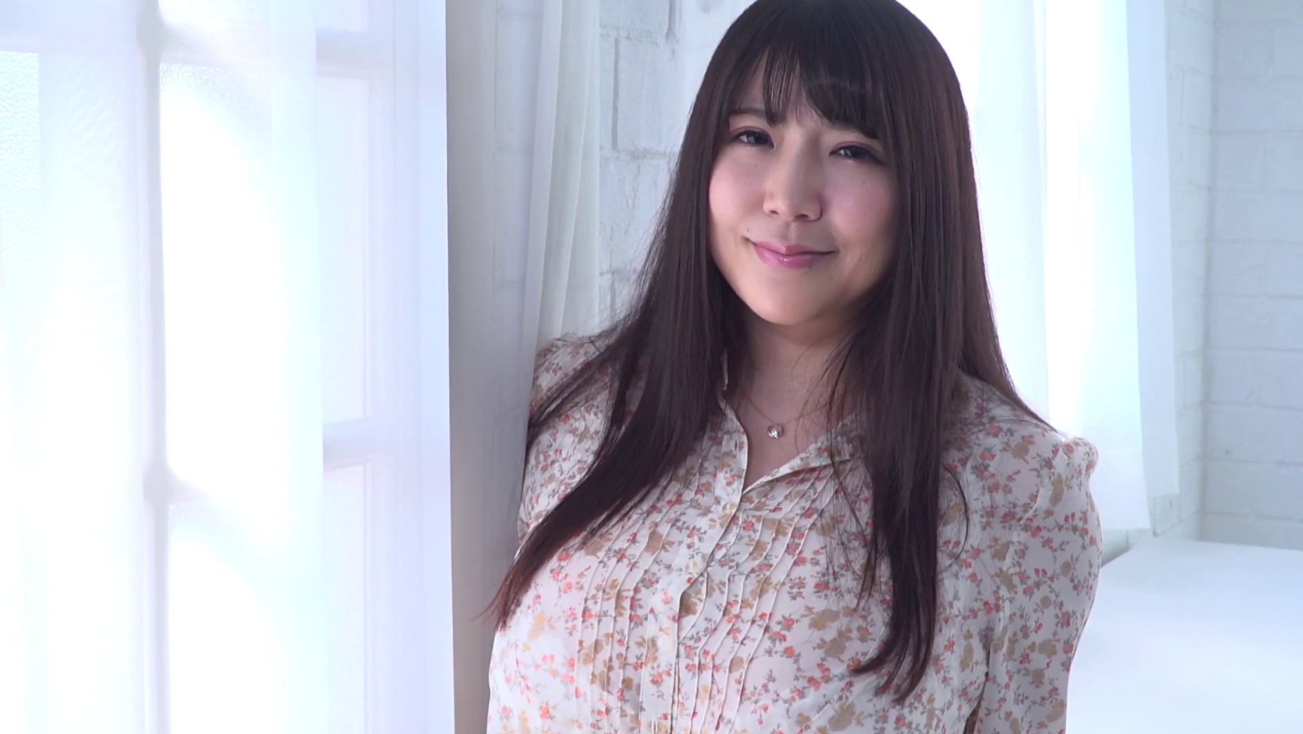 ぷるるんグラマー 優月まりな 画像1