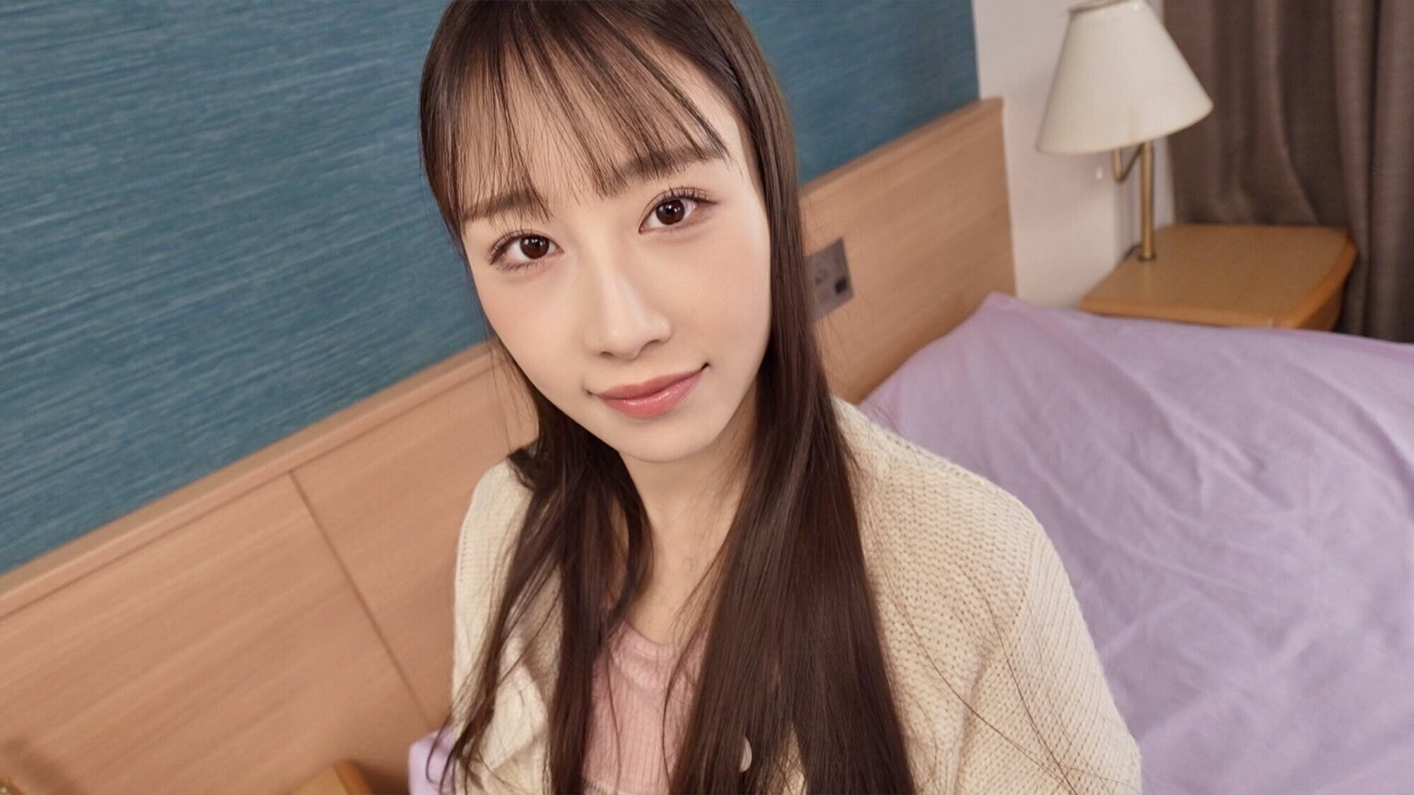 清純派美少女アイドル!エロかわ敏感痙攣ビクビクイきまん 面接と嘘ついて生中! 1枚目