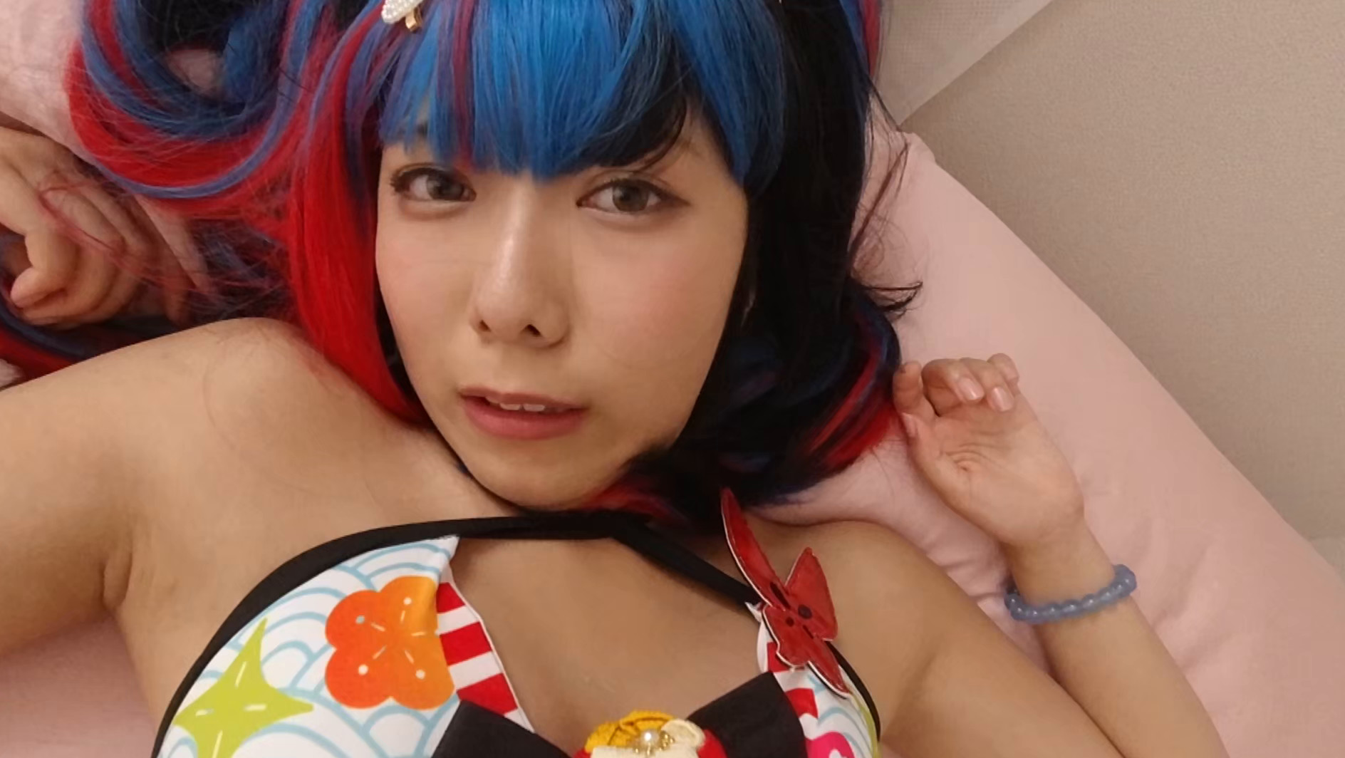 かわいそうなコスプレイヤー 好きでもないキモオジに・・・ ガチアイドル級 画像10