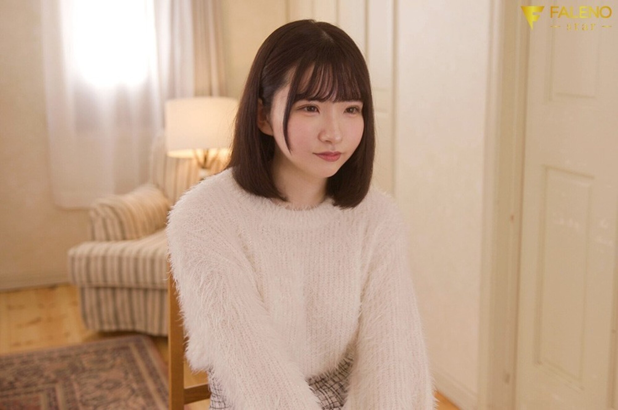 新人 恥じらい笑顔のFカップ美くびれ 浅野心愛 AV DEBUT 浅野心愛 4枚目