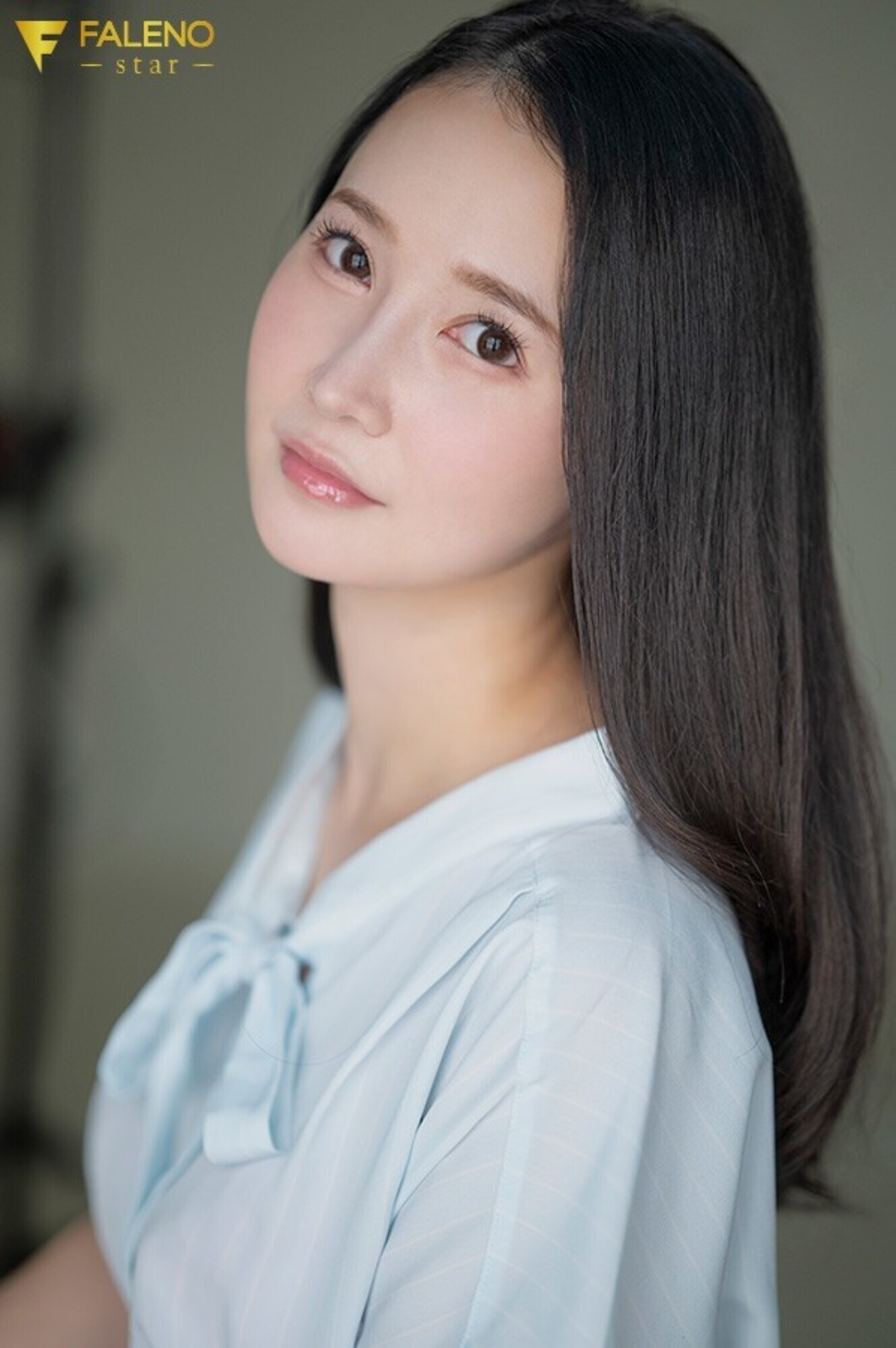 新人 京都からわざわざヤラれにきた不真面目オマ●コは普段は真面目な公務員 宮野桜 AV DEBUT 画像1