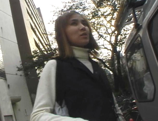 初めまして奥さま 一発いかが？ 画像1