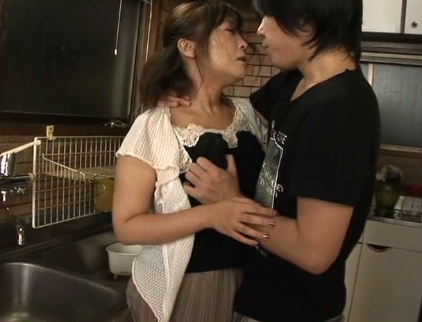 豊満義母だよ!いやらし合体! 四季彩乃 44歳 画像16