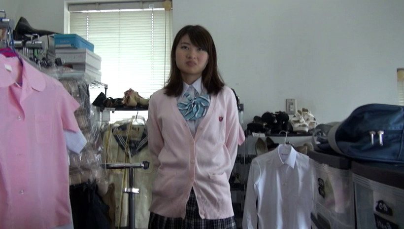 未成年（五三七）西新宿中古制服 買取販売店実録 03 お金に困ってパンツを売りに来た少女4名 イメージ12