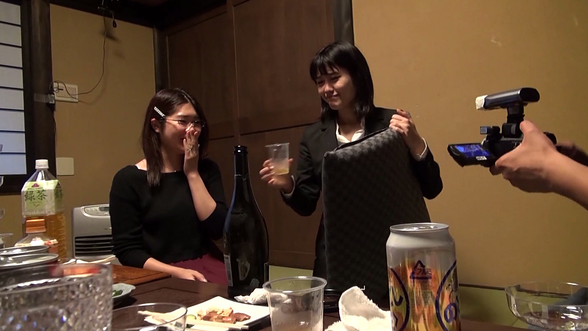 ゴーゴーズ 人妻温泉忘年会~狂乱の宴2017~ 裏側全部見せます 画像9