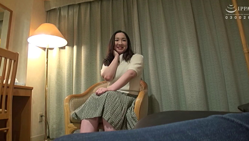 【緊急指令】素人女性を口説いてSEXしてAV作品を作れ「ゴーゴーズに問い合わせをしてきた人妻を面接せよ」編 02 画像16