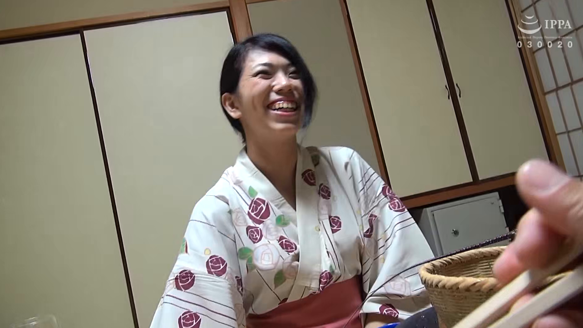 人妻不倫旅行 再会篇合作版 人妻・晴香(27才) 画像11