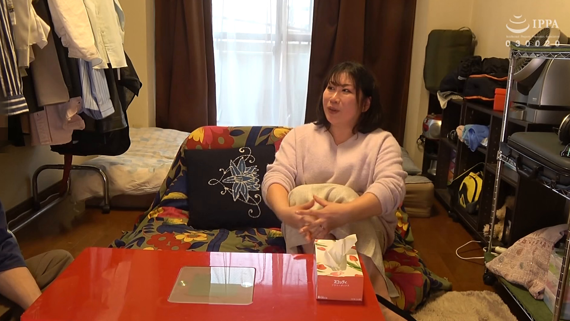 知り合いの熟女に「ヤラせて下さい！！」と、土下座で頼み込んでみた。 【四】 田中雅子 五十歳 結婚二十二年目 子供一人、ヘアメイク 画像1