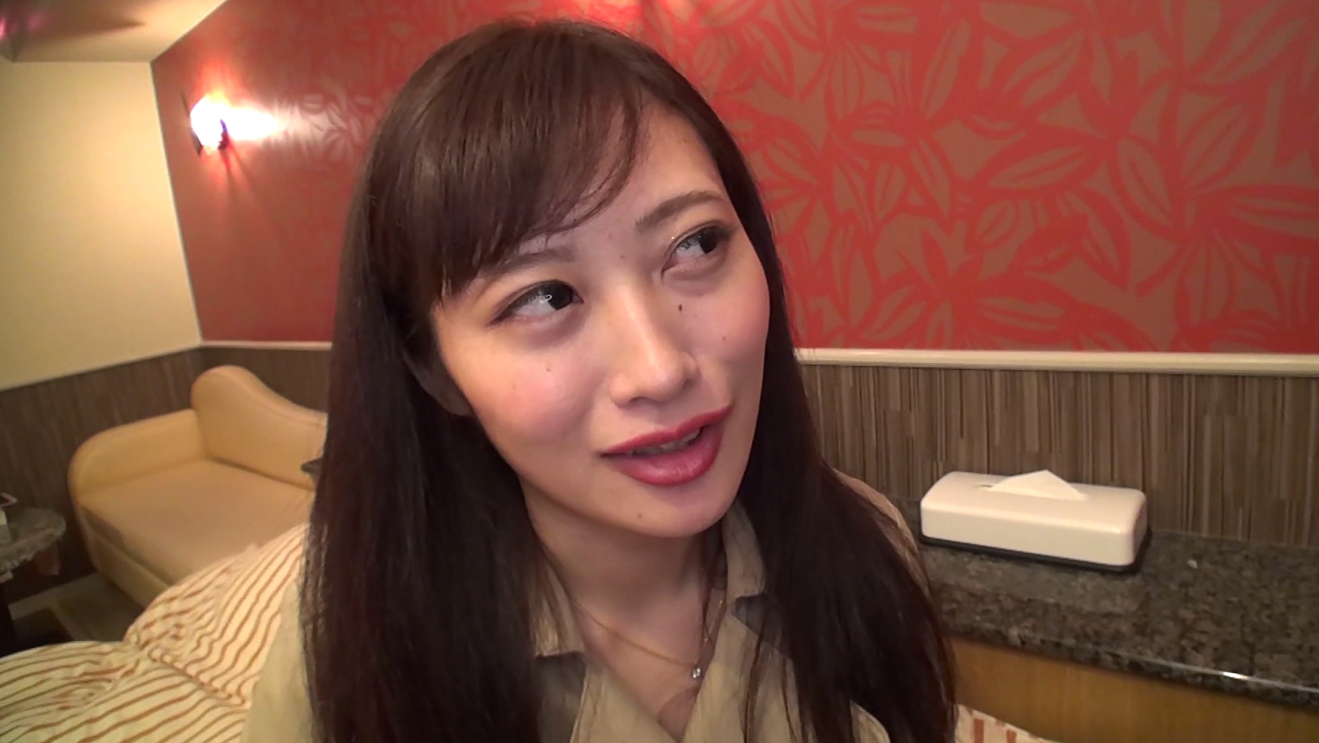 素人妻 vol.01 ～旦那とデート中に抜け出し不倫～ みなみ 26歳
