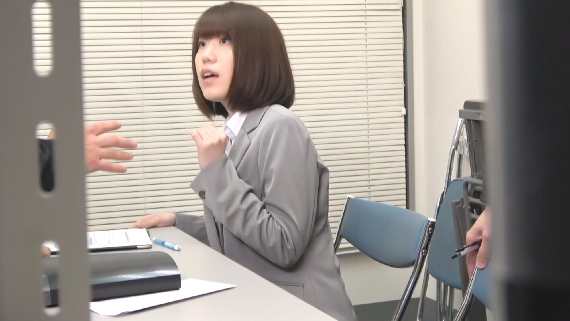 貧困女子の裏風俗斡旋面接 ♯01 画像13