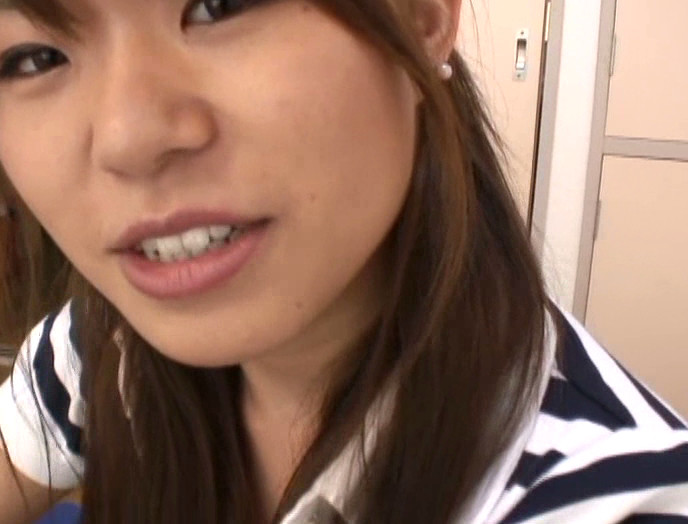家庭教師のお姉さんは着衣巨乳 ~ぴったりと張った胸の膨らみ~ 画像3