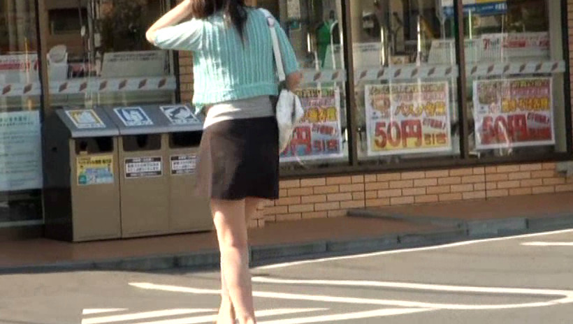 着衣巨乳ストーカー盗撮 画像4