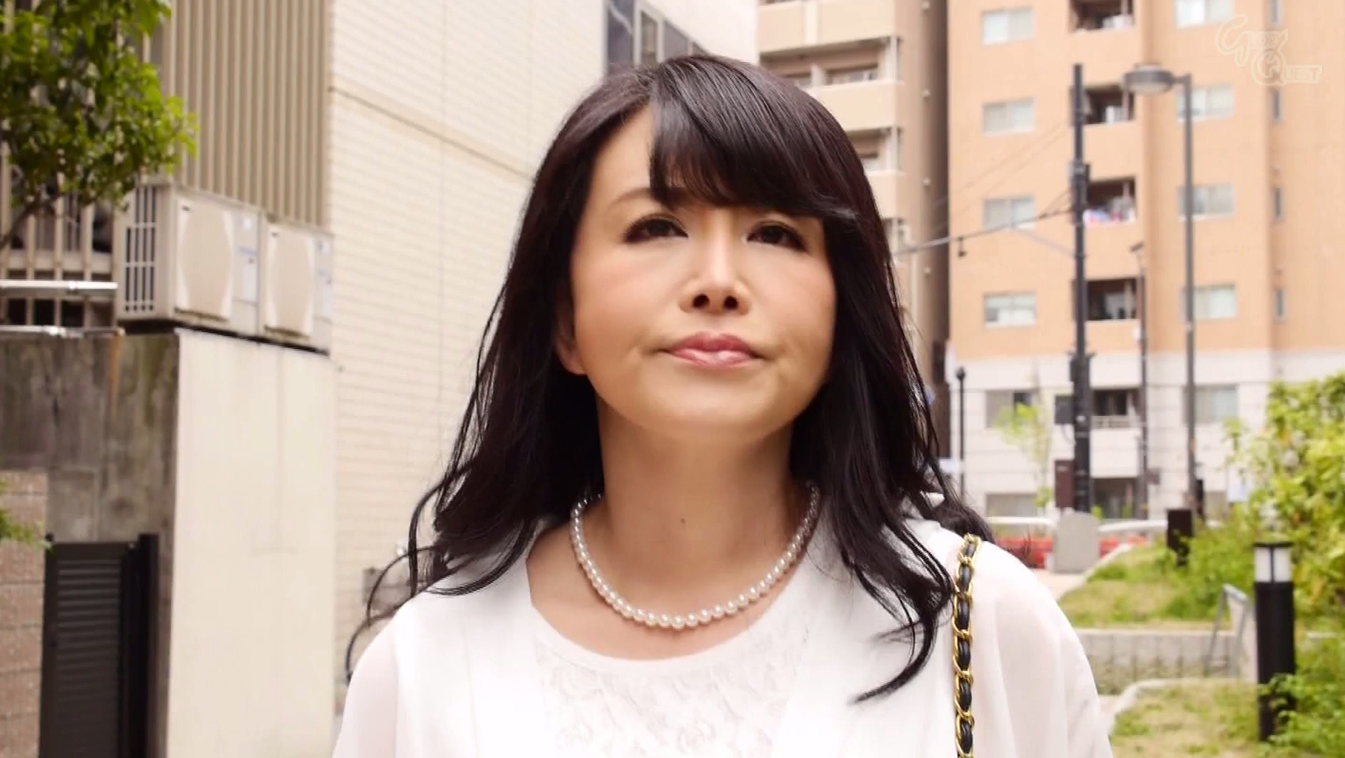 黒人の極太チ○ポに欲情する人妻 浅井舞香 画像1