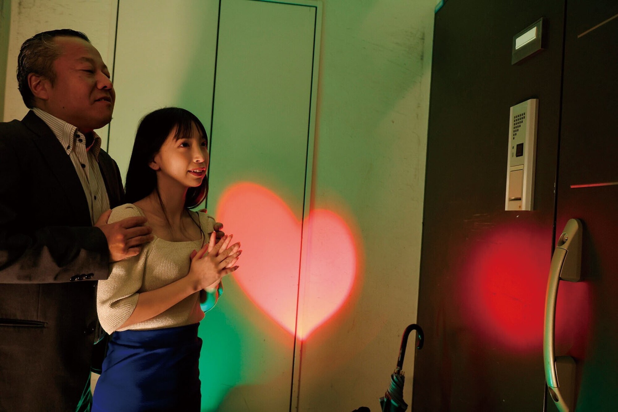 人妻の中出し枕営業