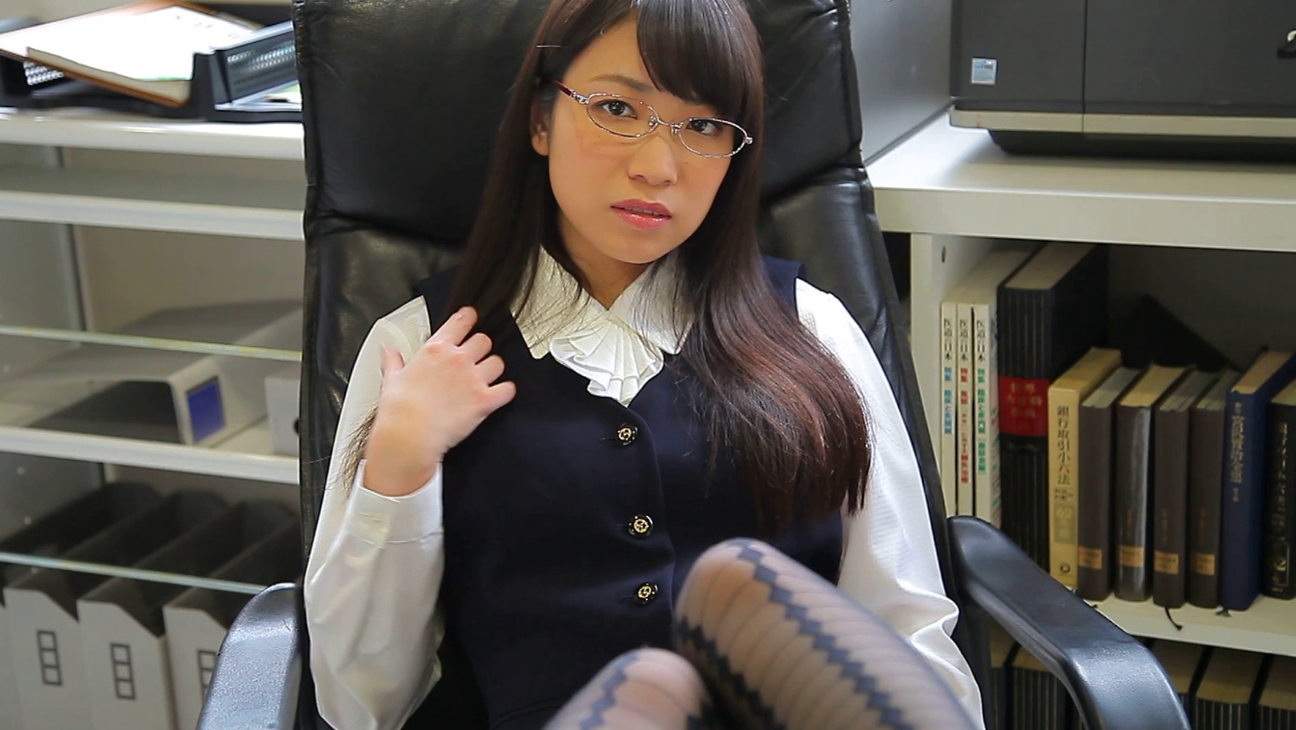 支配願望 大崎由希 1枚目