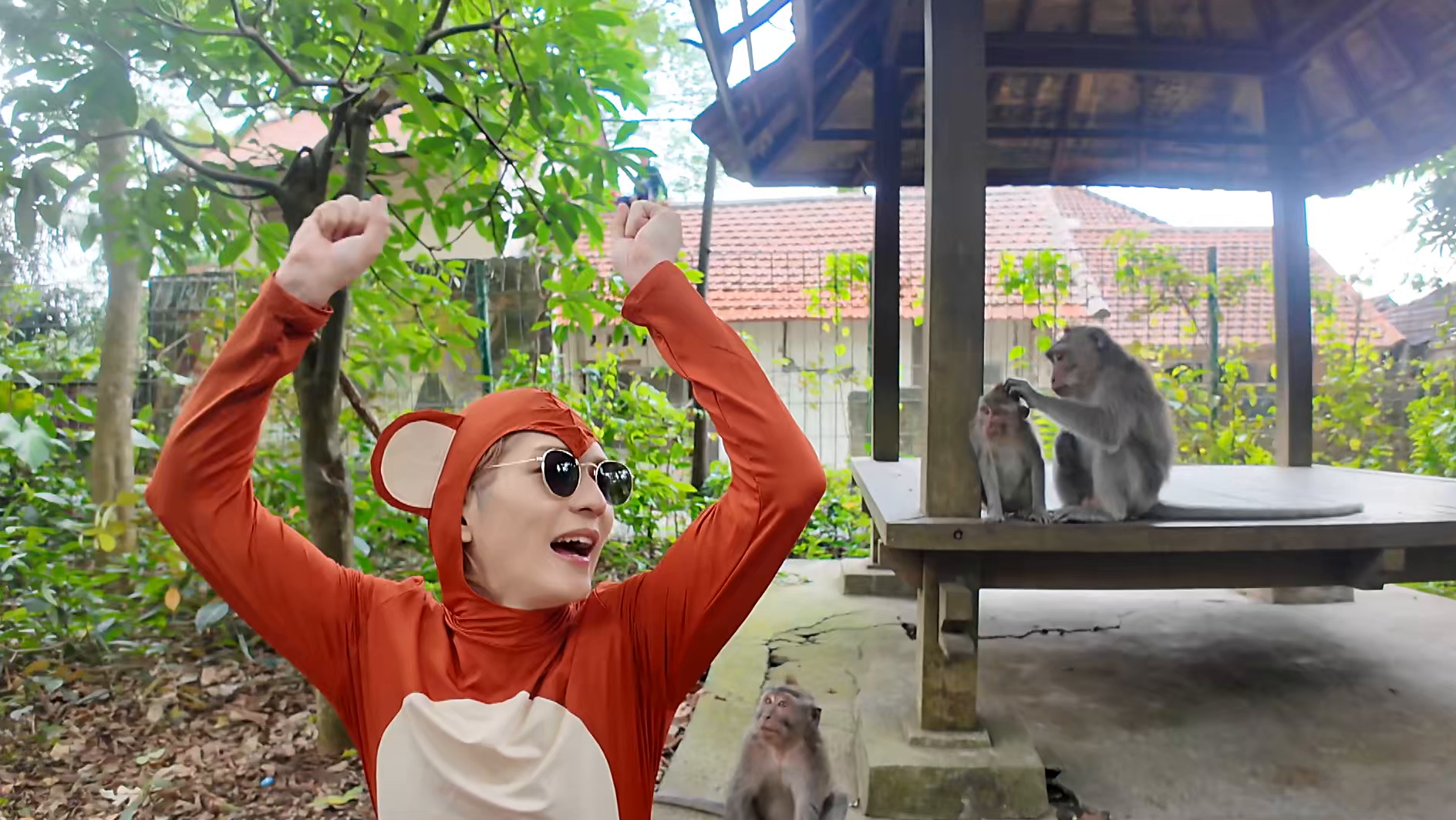 Bali Vibes「感謝」 ~トゥリマカシーを言わない猿はバナナ没収!~ 宮崎湧 4枚目