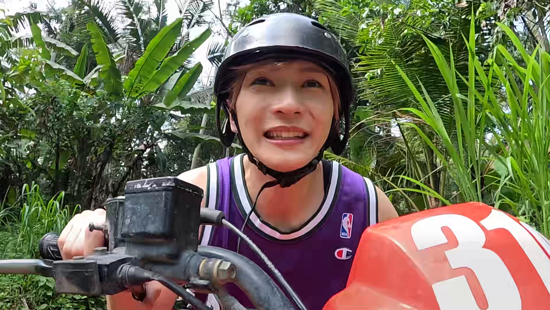 Bali Vibes「感謝」 ~トゥリマカシーを言わない猿はバナナ没収!~ 宮崎湧 6枚目